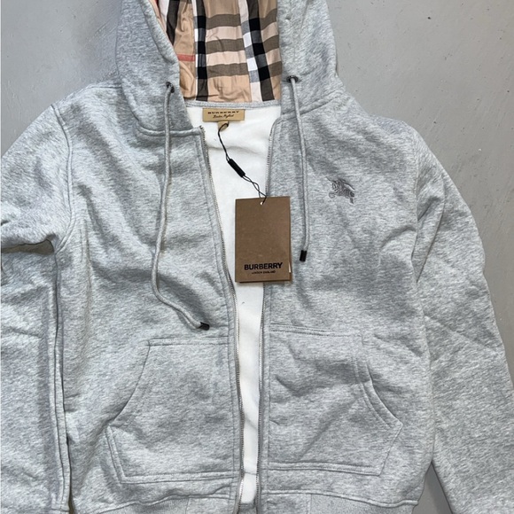 Burberry Zip Up - Picture 2 of 4